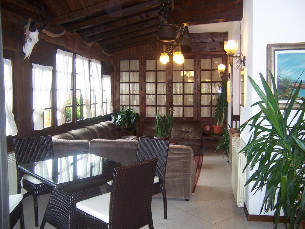 Hotel Pineta Castione della Presolana Exterior photo