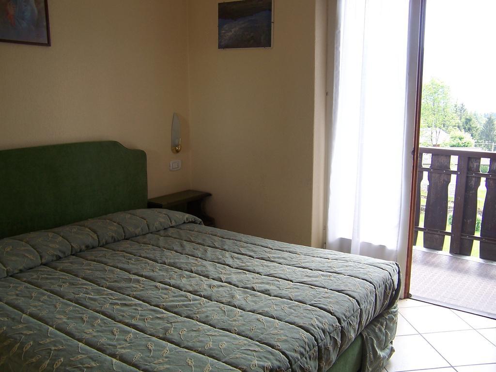 Hotel Pineta Castione della Presolana Room photo